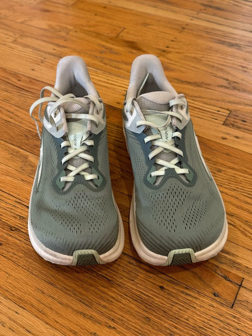 Altra Green Torin 8